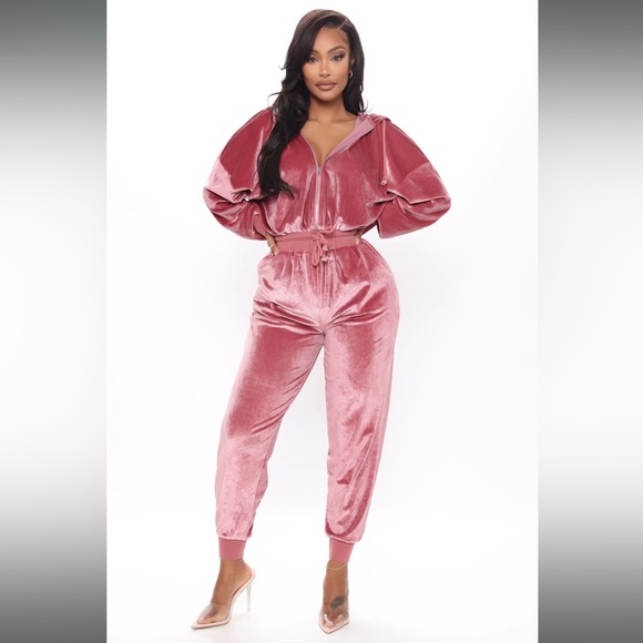 Velvet Vixen Fantasy Sweat Jumpsuit - Mauve Size XL - Picture 4 of 8